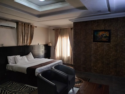 Saga Suites & Apartments